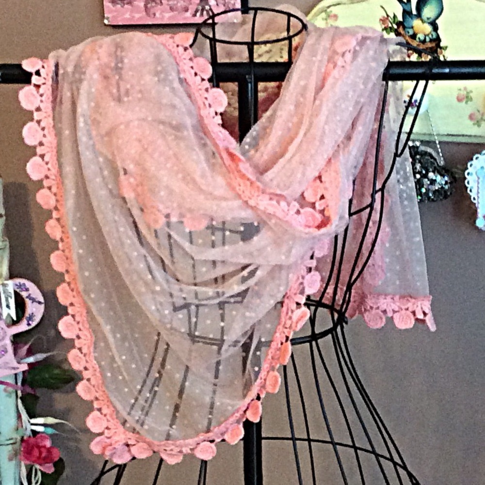 Elegant Pink Lace Scarf
